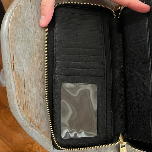 Michael Kors Black Women's Bag and Wallet Set - Picture 13 of 16